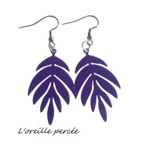 Boucle d'oreille estampe feuille mauve