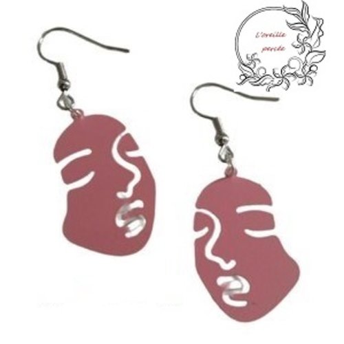 Boucle d'oreille masque visage rose