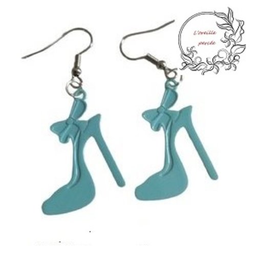 Boucle d'oreille talon aiguille bleu clair