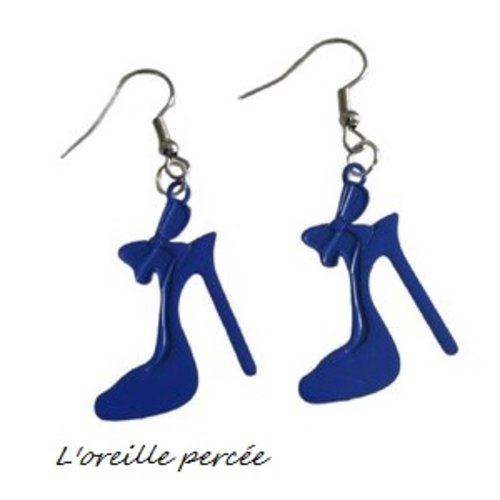 Boucle d'oreille talon aiguille bleu roi