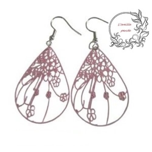 Boucle d'oreille goutte fleurie rose