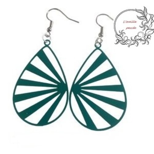 Boucle d'oreille grande goutte verte