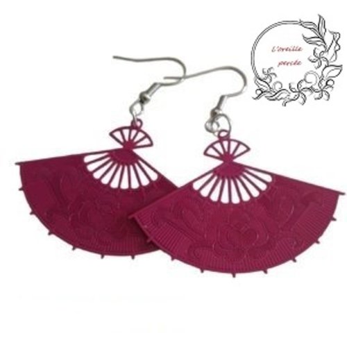 Boucle d'oreille grand éventail violine