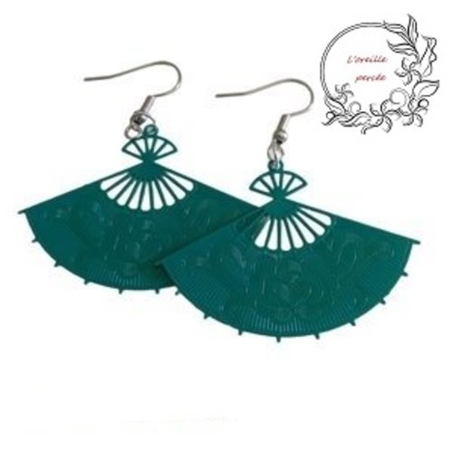Boucle d'oreille grand éventail vert