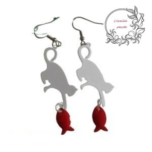 Boucle d'oreille chat blanc et son poisson rouge émail
