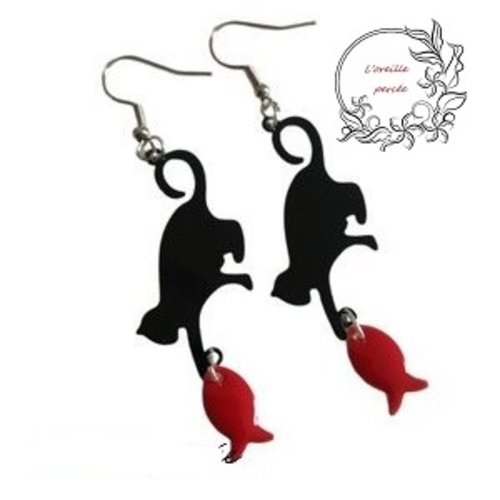 Boucle d'oreille chat noir et son poisson rouge émail