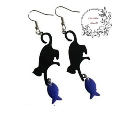 Boucle d'oreille chat noir et son poisson bleu émail