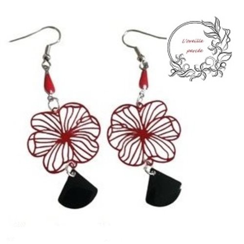 Boucle d'oreille fleur rouge et sa pampille noire