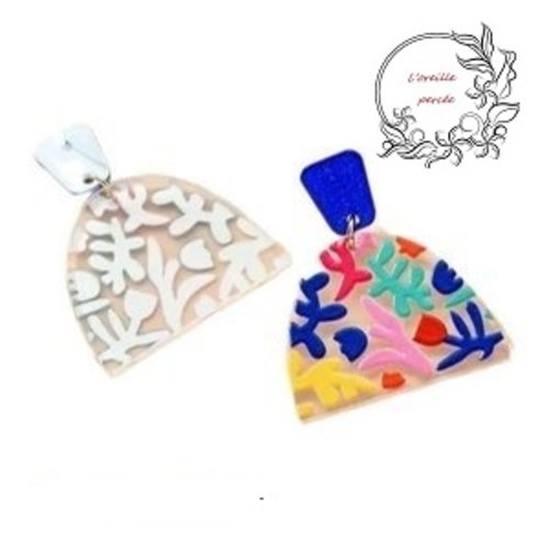 Boucle d'oreille imprimée fleurs et feuilles