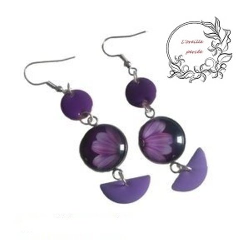 Boucle d'oreille cabochon motif fleur et ses pampilles émail