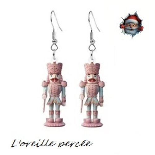 Boucle d'oreille casse noisette rose