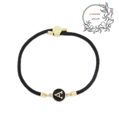 Bracelet cordon noir lettre a