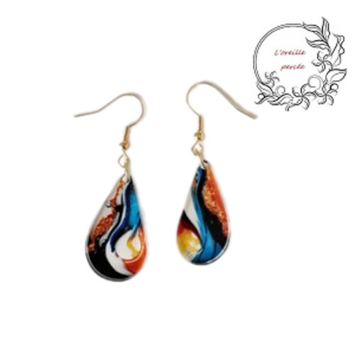 Boucle d'oreille goutte multicouleur