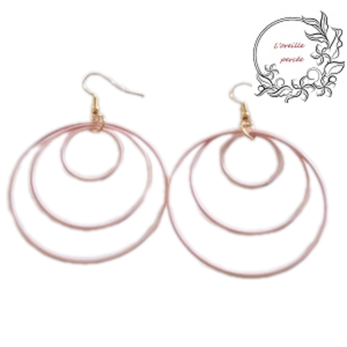 Boucle d'oreille trio de cercle rose