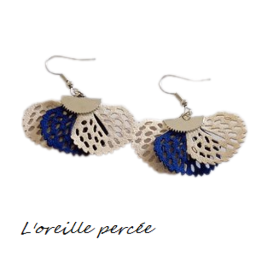 Boucle d'oreille pétale de fleur duo de couleur