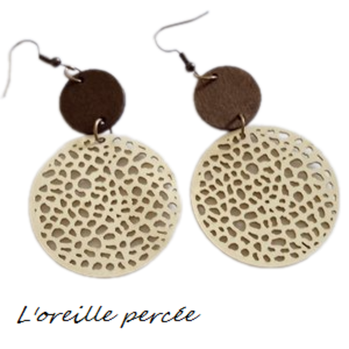 Boucle d'oreille style bohème beige