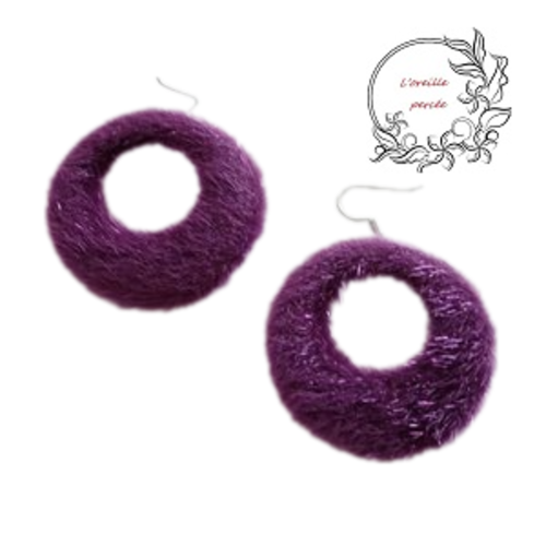 Boucle d'oreille cercle mauve tout doux
