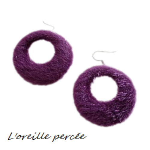 Boucle d'oreille cercle mauve tout doux