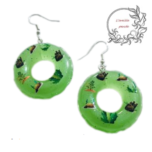 Boucle d'oreille bouée verte