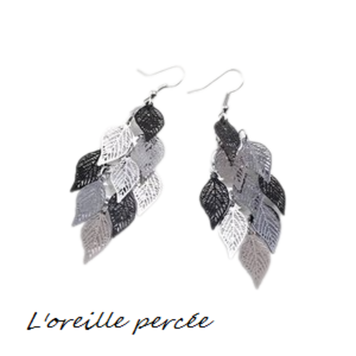 Boucle d'oreille nuée de feuilles argentées/noires
