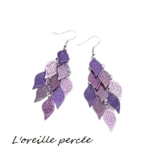 Boucle d'oreille nuée de feuilles tons mauves/roses/vieux rose