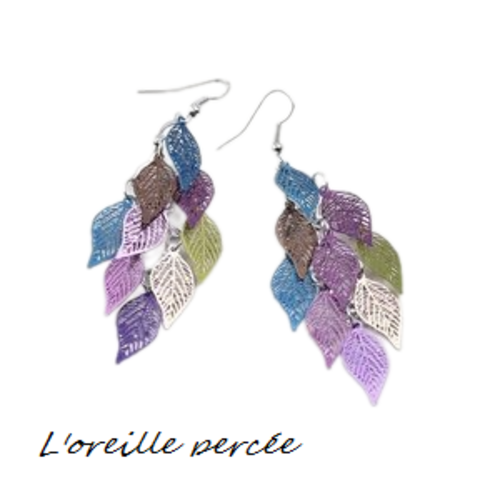 Boucle d'oreille nuée de feuilles colorées