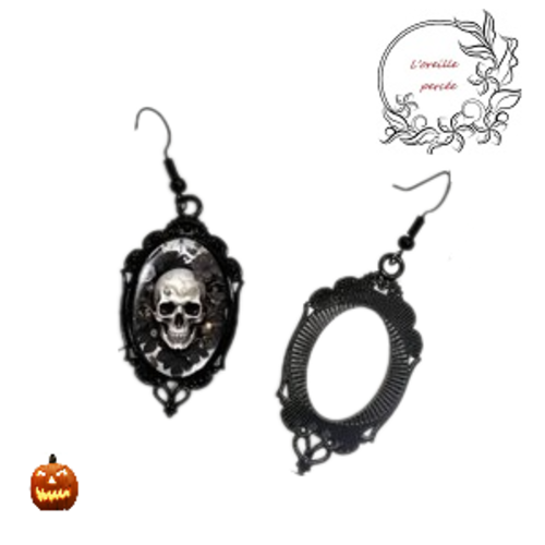 Boucle d'oreille tête de mort