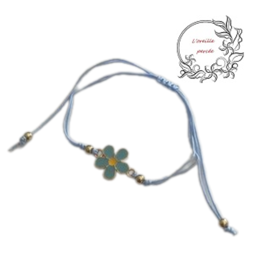 Bracelet fleur bleue claire