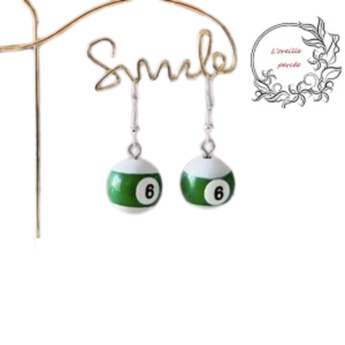 Boucle d'oreille boule de billard n°6 vert/blanc