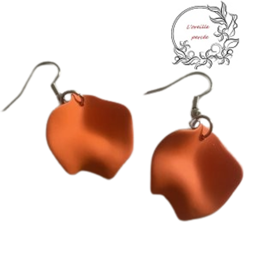 Boucle d'oreille pétale de fleur orange