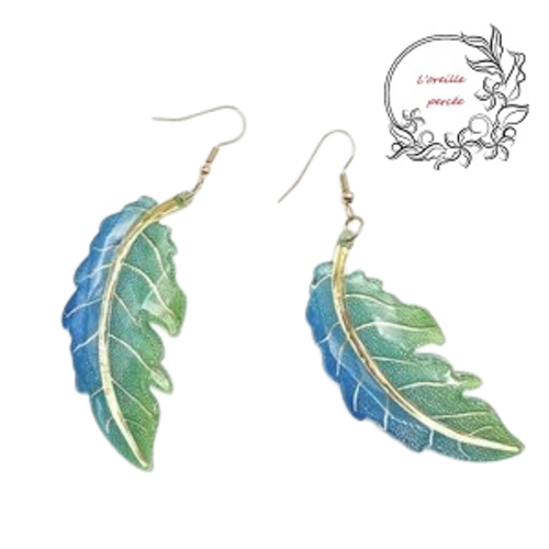 Boucle d'oreille grande feuille dégradée de bleu/vert