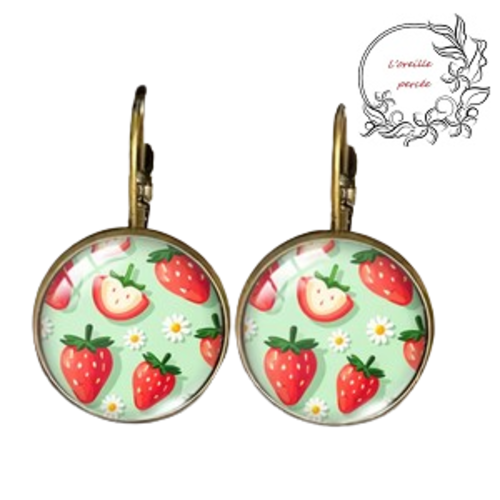 Boucle d'oreille cabochon fraise