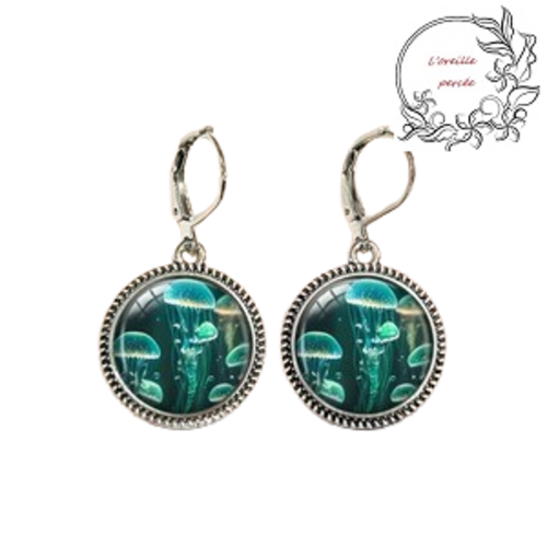 Boucle d'oreille cabochon méduse
