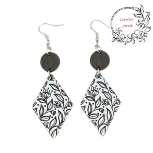 Boucle d'oreille géométrique motif floraux en bois