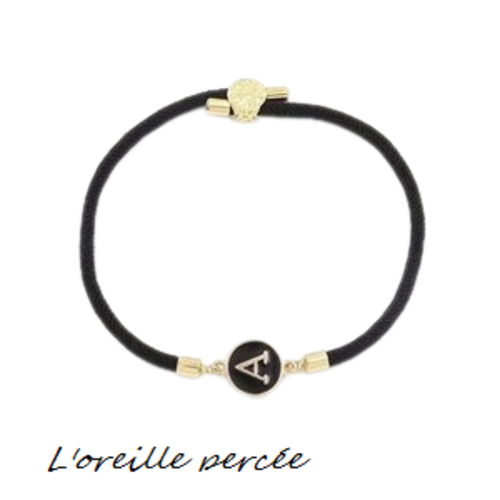 Bracelet cordon noir lettre a