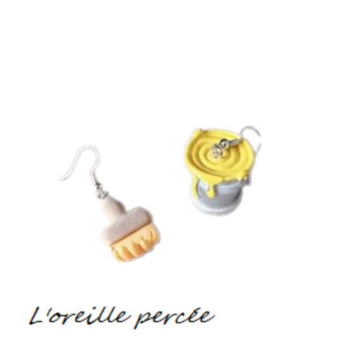 Boucle d'oreille asymétrique seau de peinture et son pinceau jaune