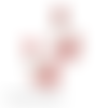 Boucle d'oreille pendante motif coeur blanc