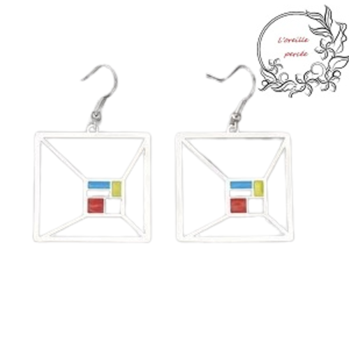 Boucle d'oreille carrée au centre coloré