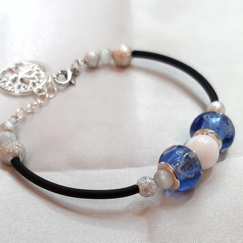 Bracelet fil mémoire charms bleus et breloque