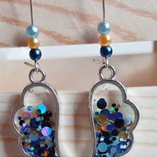 Boucles d'oreilles "ailes" résine et paillettes
