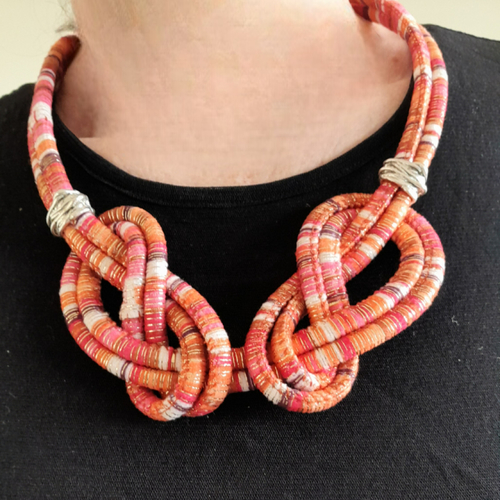 Collier tressé