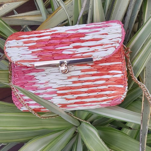 Sac en raphia végétal