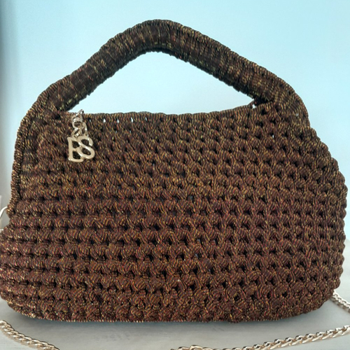 Sac crocheté à la main - pièce unique et artisanale - cadeau élégant