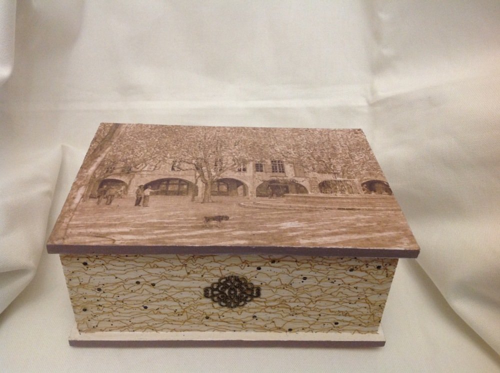 Boîte à sucres en bois - 21.5 x 14.5 cm
