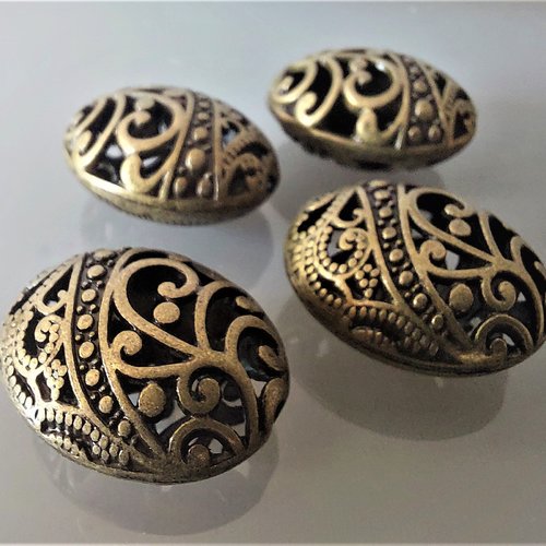 4 grosses perles ovales en métal coloris bronze