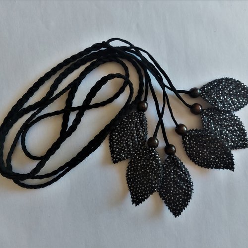 Ceinture tressée noire extrémités feuilles tissu noir et argent