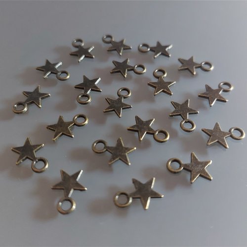 20 breloques étoiles 8 mm métal coloris bronze