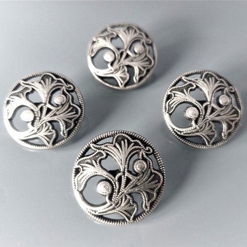 4 boutons ronds 23 mm métal gravé et ajouré coloris argent noirci
