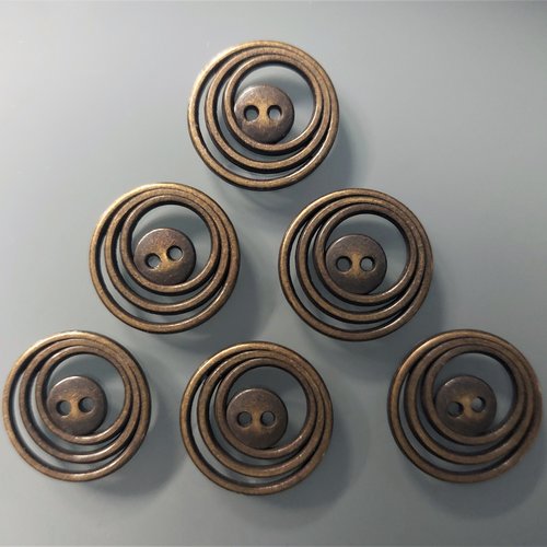 6 boutons fantaisies 18 mm métal coloris bronze