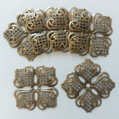 6 estampes filigranes carrés 46 mm métal coloris bronze
